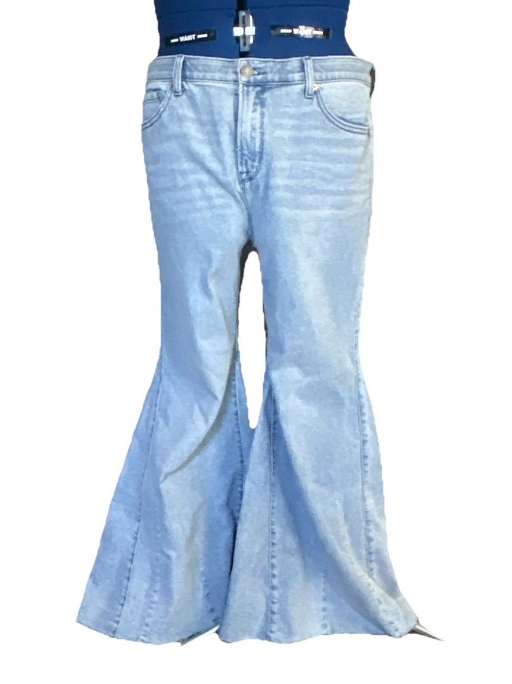 Light Blue Women's Wide Leg Flare Jeans - Classic High-Waist Style